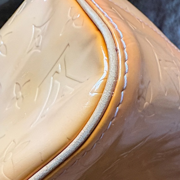 Louis Vuitton Light orange Vernis Houston Embossed Tote - Picture 5 of 14